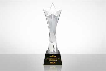 再添荣耀 ▎今年会荣获2019百度家居用品品牌之星