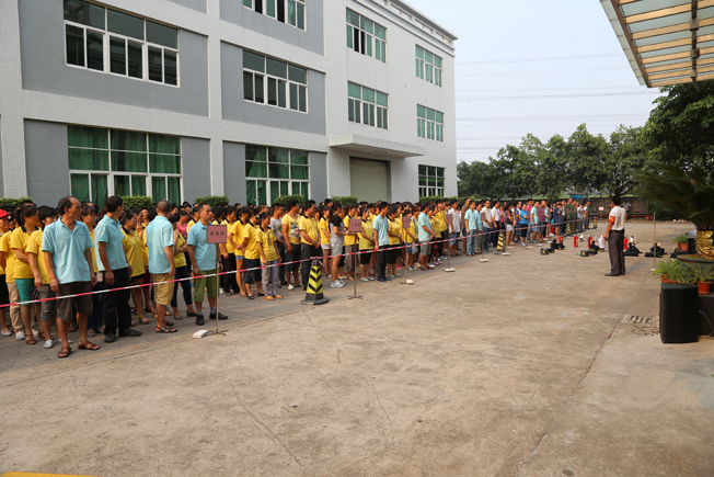 今年会集团举行消防演习活动